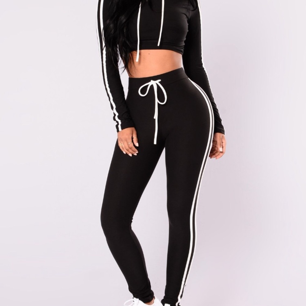 Black Long-Sleeve Two Piece Hoodie Pants Set